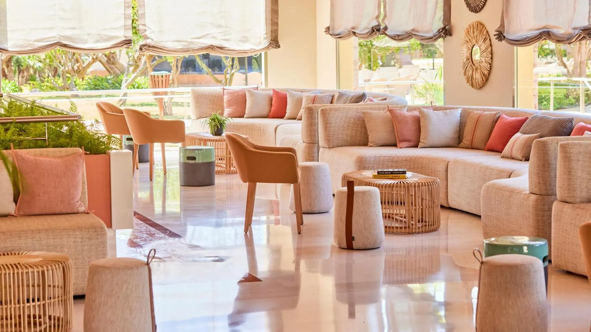 **** Aparthotel Zafiro Mallorca & Spa Can Picafort  Spanien