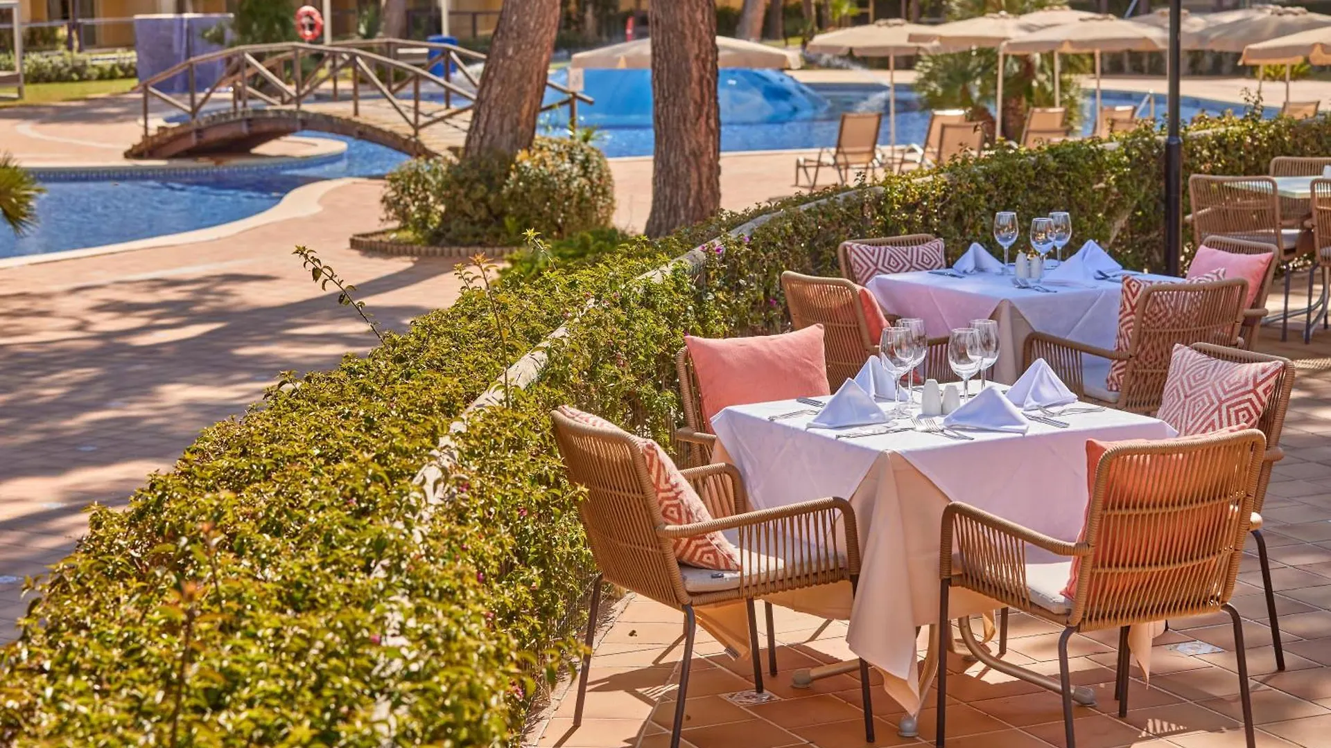 **** Aparthotel Zafiro Mallorca & Spa Can Picafort  Spanien